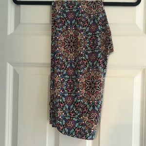 Pretty kaleidoscope LuLaRoe Leggings